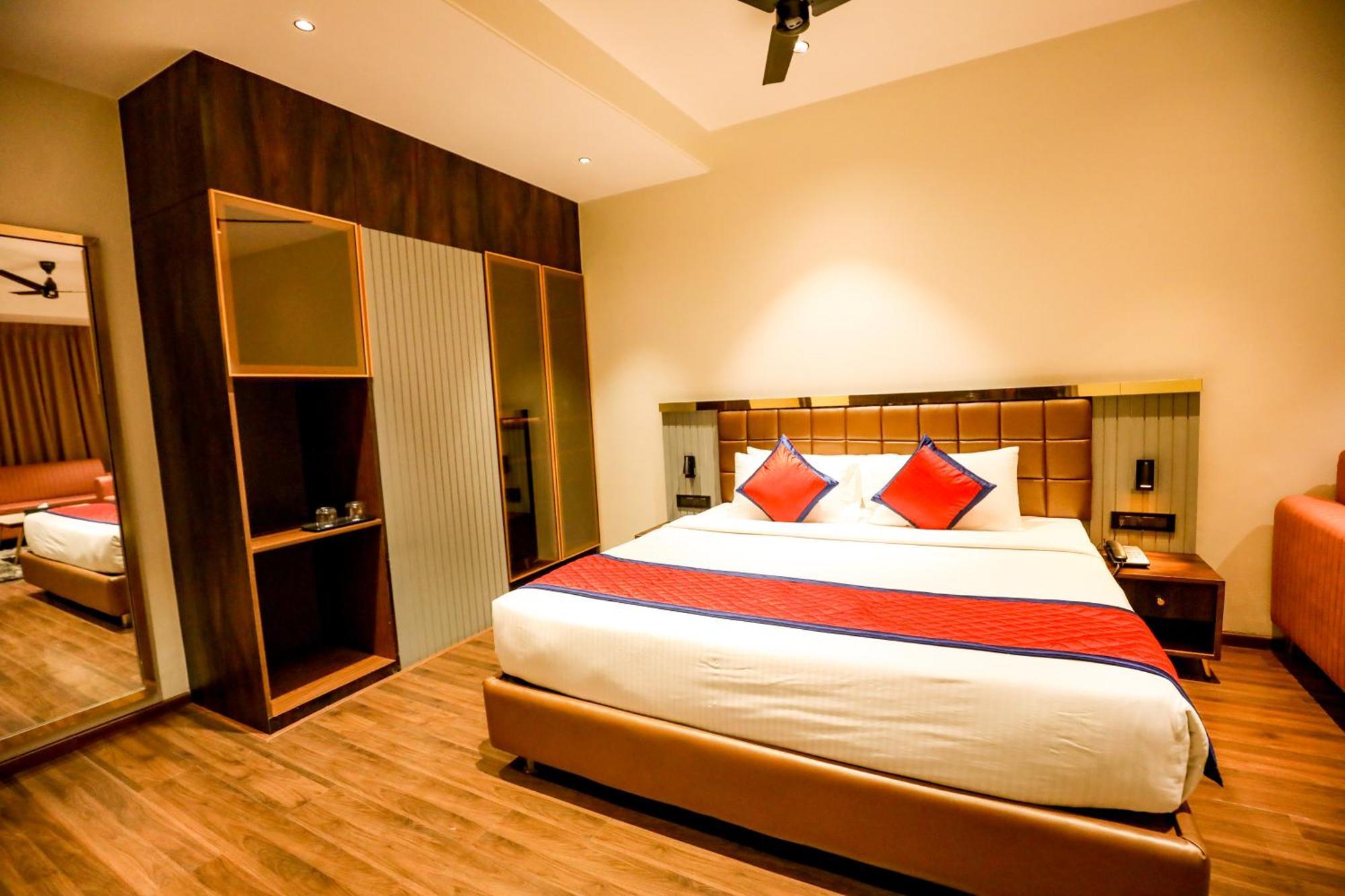Spree Manor Hotel Aurangabad  Eksteriør billede